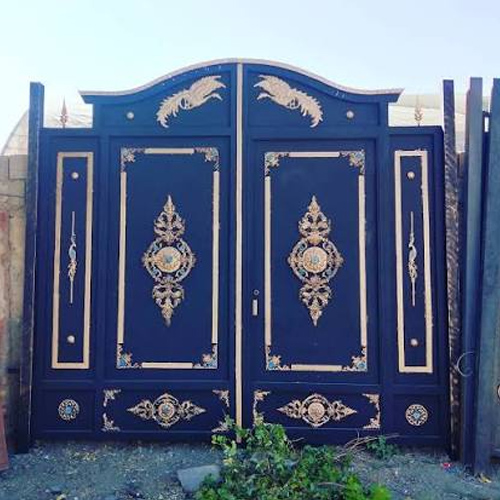 درب حیاط رنگ آبی نفتی